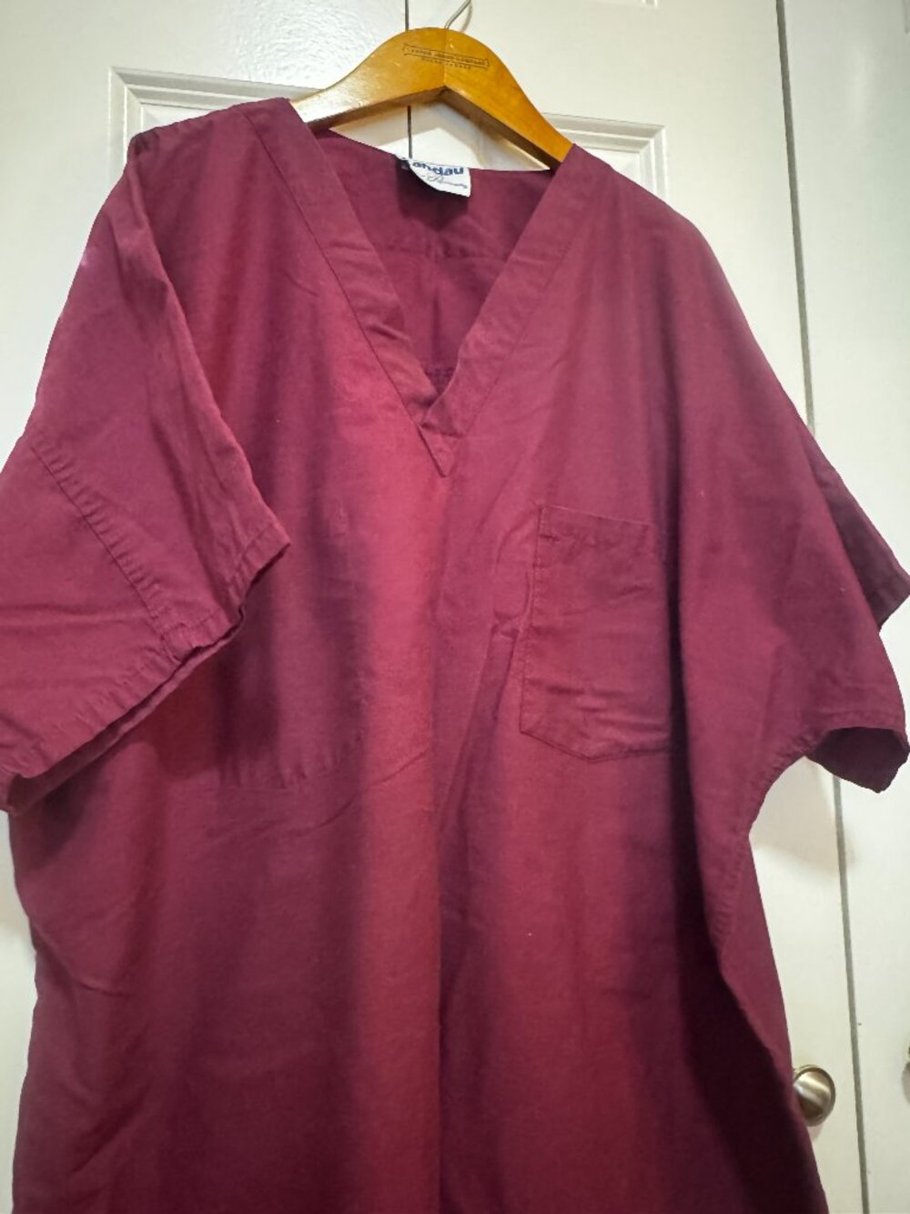 Landau Men's Burgundy V-Neck Unisex Scrub Top Medical Healthcare Est XXL